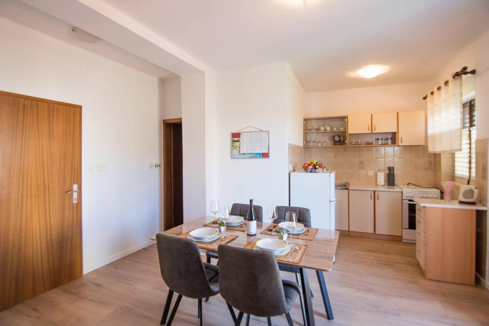 Apartments Kreso Biograd Na Moru Ngoại thất bức ảnh